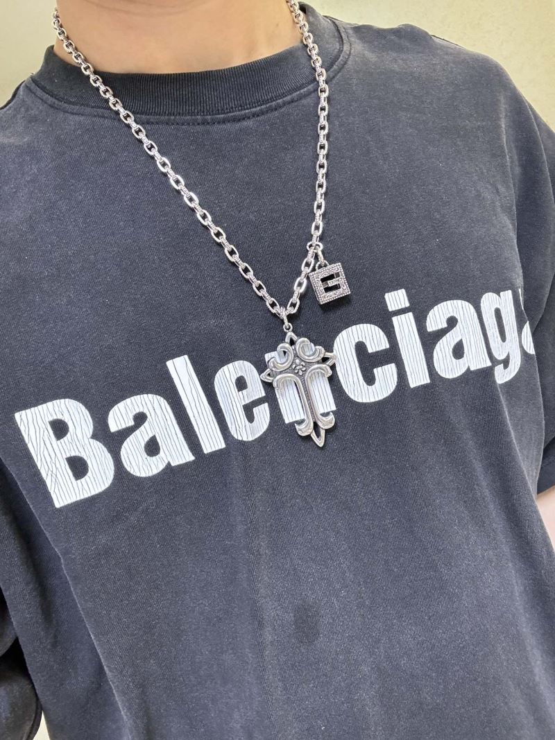 Gucci Necklaces